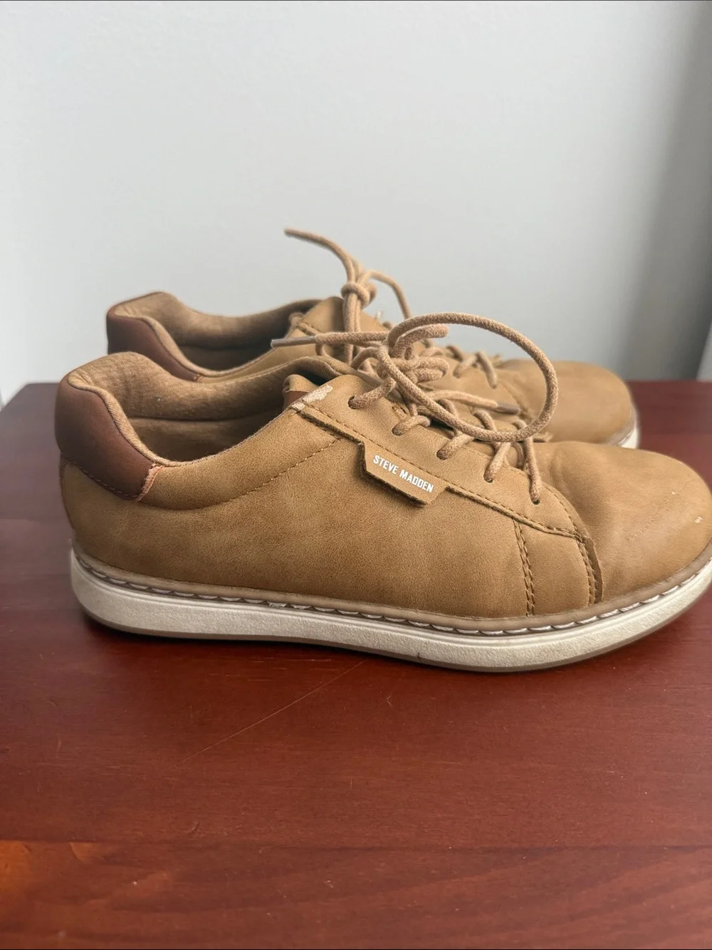 Steve Madden Kids Tan Lace-Up Dress Sneakers